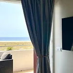 Ocean Touch דירה